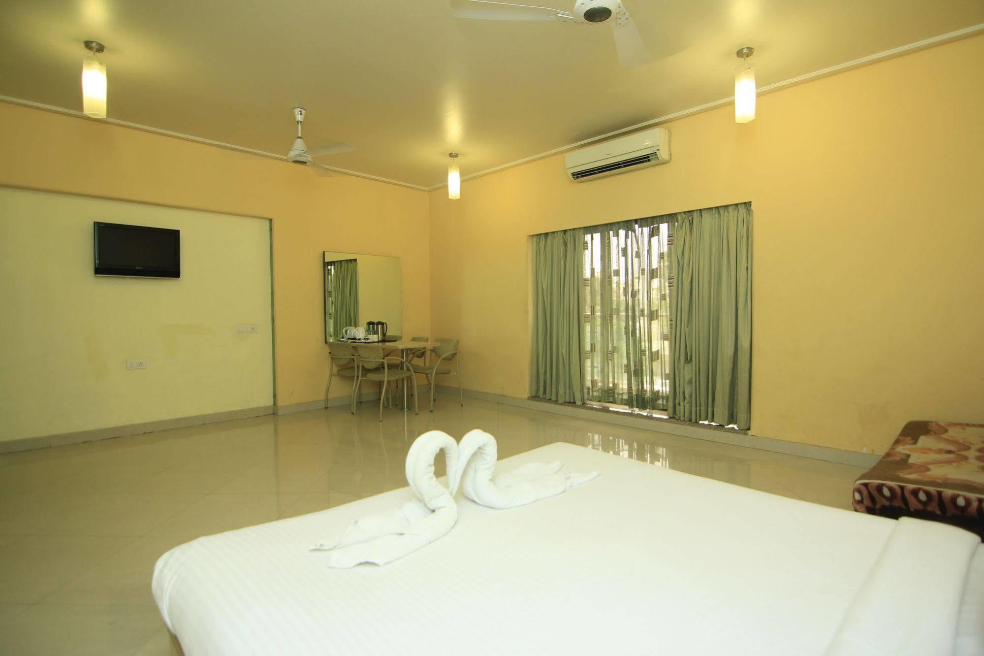 Kumar Resort Lonavala Exterior foto