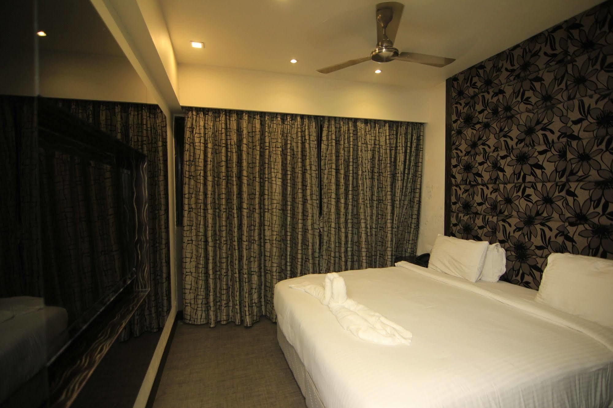 Kumar Resort Lonavala Exterior foto